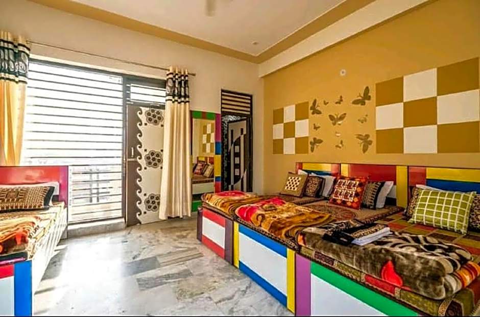 Friends Home Stay - Agra