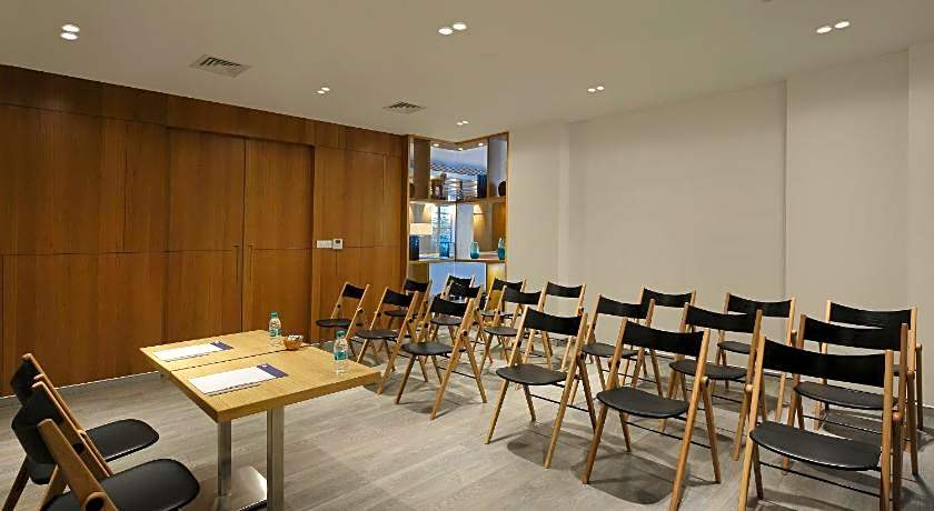 Holiday Inn Express Bengaluru Whitefield Itpl By IHG