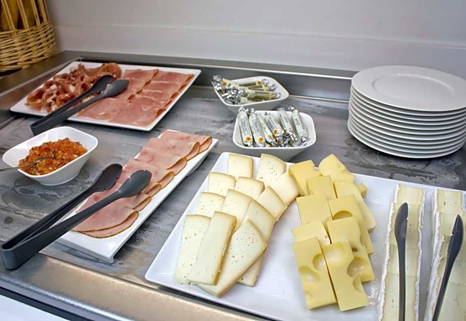 Kyriad Prestige Perpignan Centre Gare