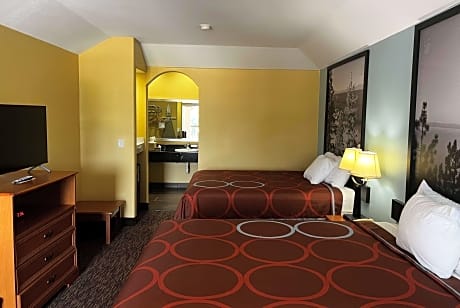 2 Queen Beds Accessible Room Non-Smoking
