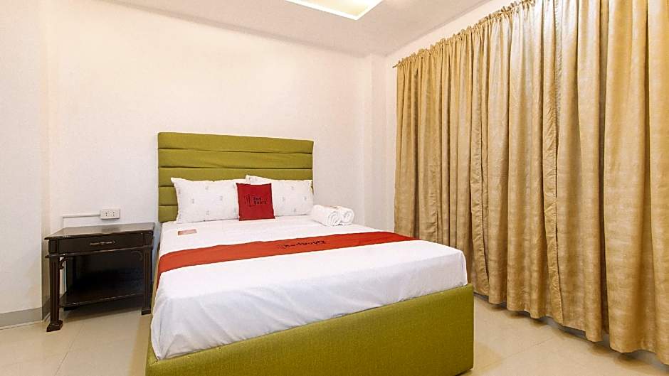 RedDoorz @ EBM One Building