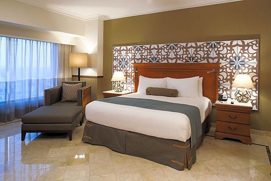 Photo 1 of 9 of Presidential 1 Bedroom 1 King Bed Suite, City View