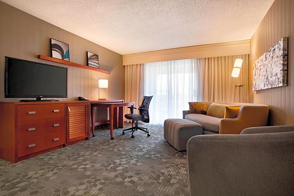 Courtyard by Marriott Champaign