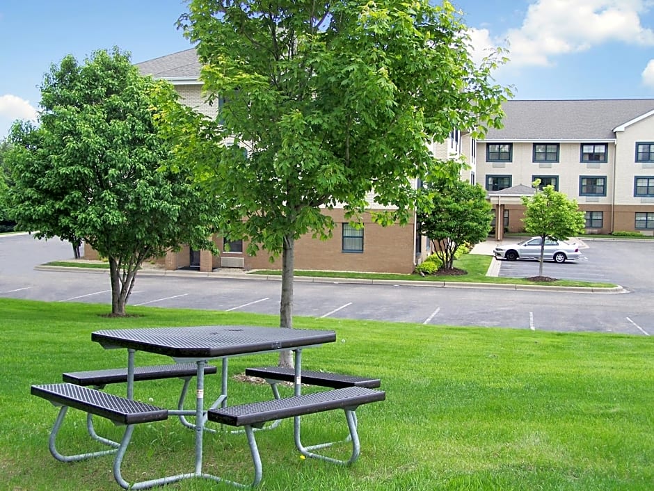 Extended Stay America Suites - Minneapolis - Maple Grove