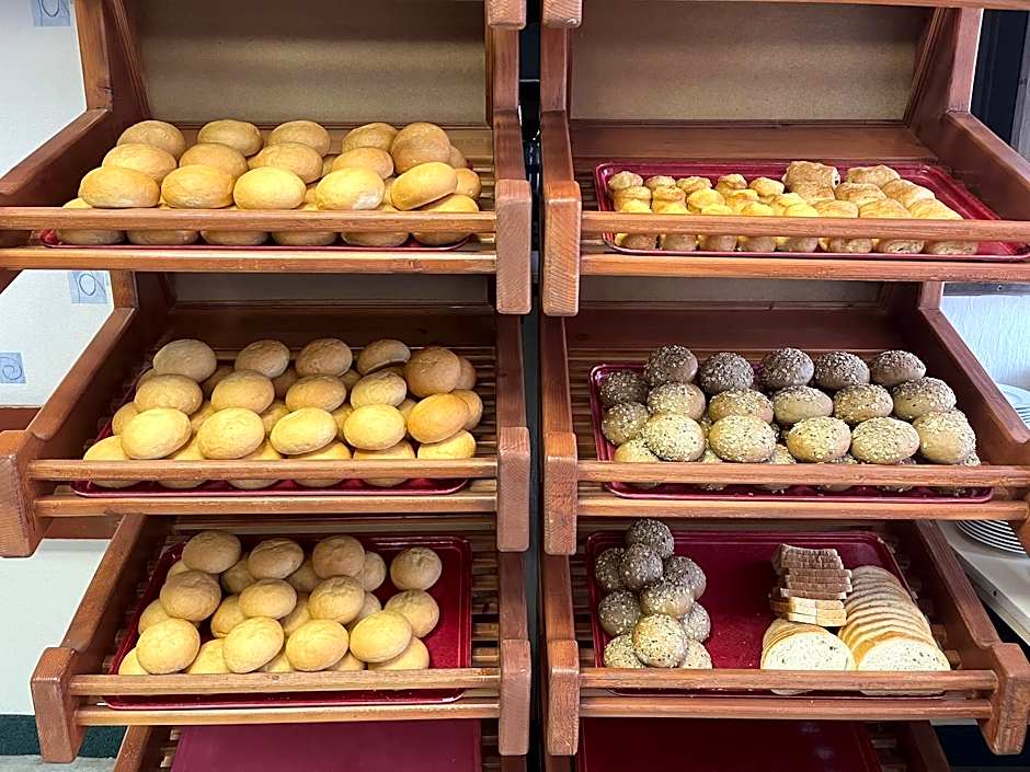 Manuela Ifjúsági Hotel