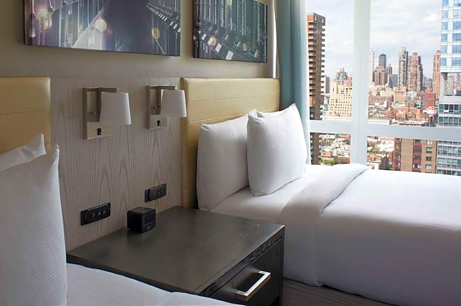 DoubleTree By Hilton New York Times Square West