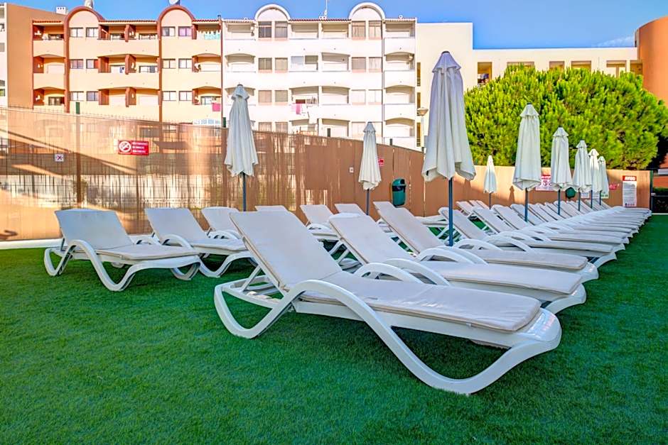 Choromar Apartments