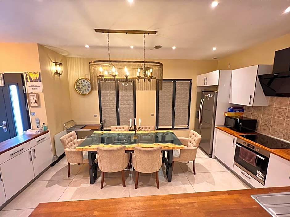 Paris Luxury Guest House - CDG Aéroport