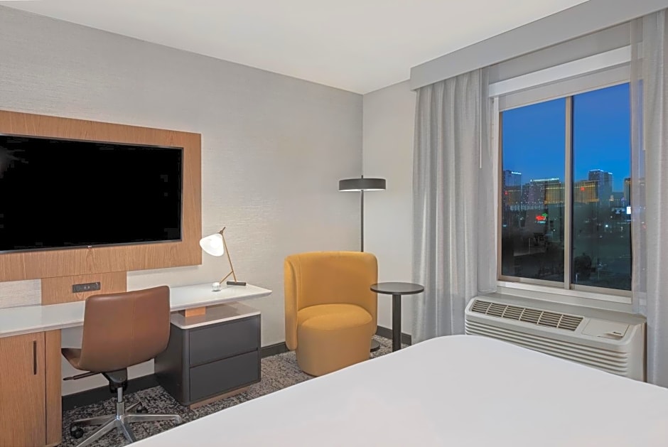 DoubleTree by Hilton Las Vegas East Flamingo