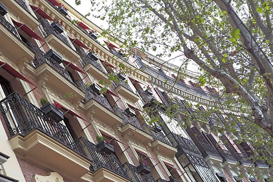 Hospes Puerta de Alcalá, a Member of Design Hotels