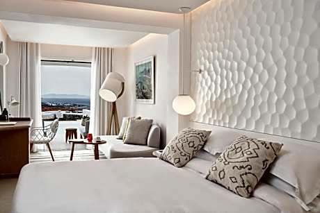 Sunrise Junior Suite with Side Sea View