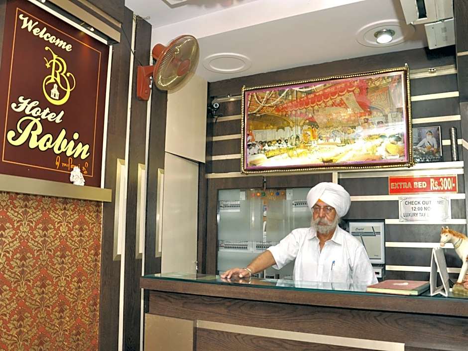 HOTEL ROBIN