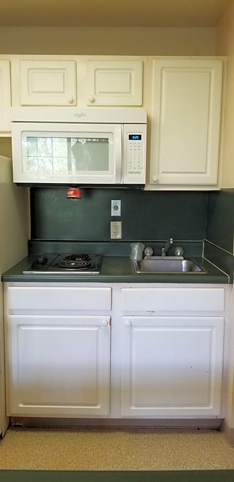 InTown Suites Fort Myers