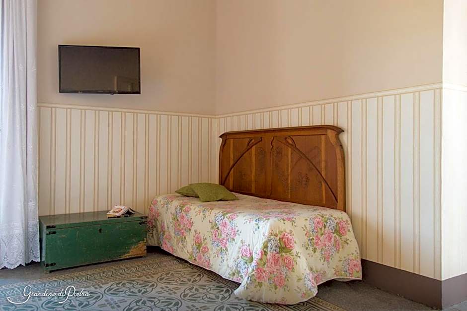 B&B Giardino Di Pietra