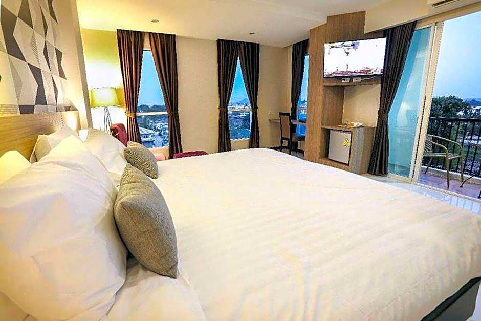 The Pino Hotel Pakchong