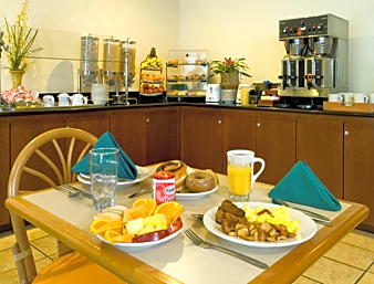 Hawthorn Extended Stay by Wyndham Naples