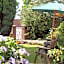 Anton Guest House Bed and Breakfast
