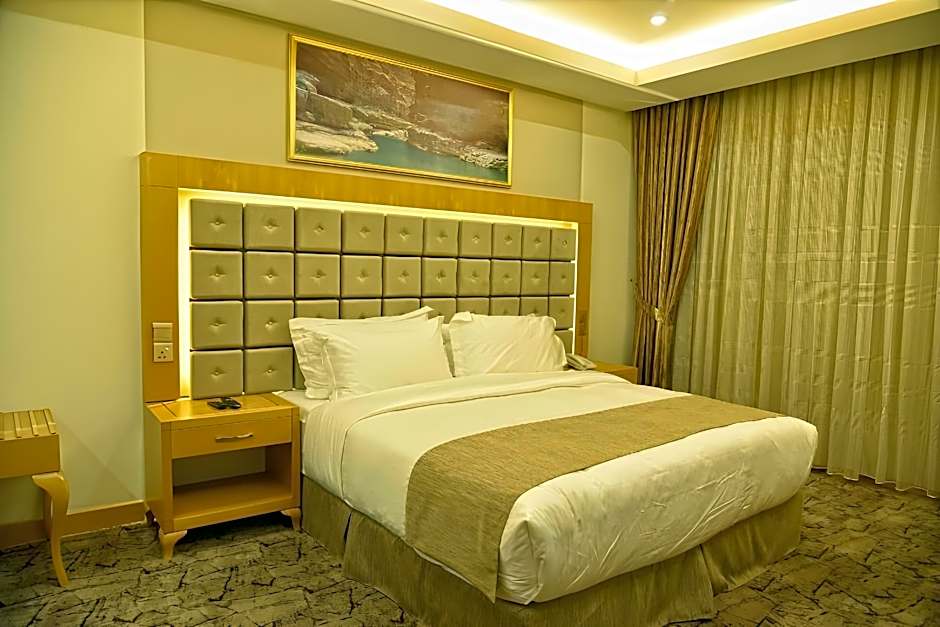 Muscat Plaza Hotel