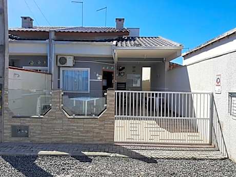 Casa do Guina Itapoá SC