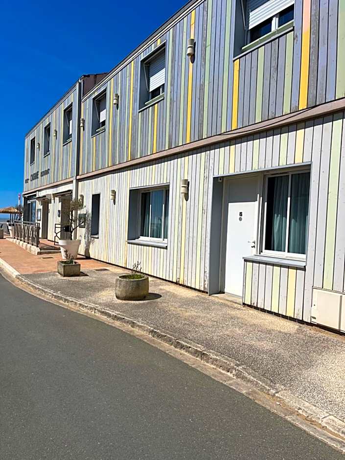 Acadie Saint Victor - Hôtel restaurant -Face mer- Châtelaillon plage