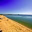 Hamilton Inn Select Beachfront Mackinaw City