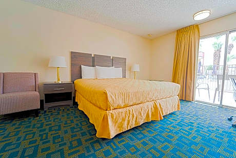 King Bed Accessible