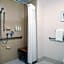 Wingate by Wyndham St Louis Airport