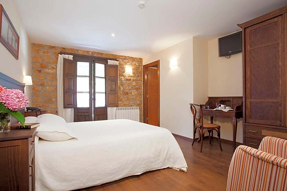 Hotel Rural El Fundil