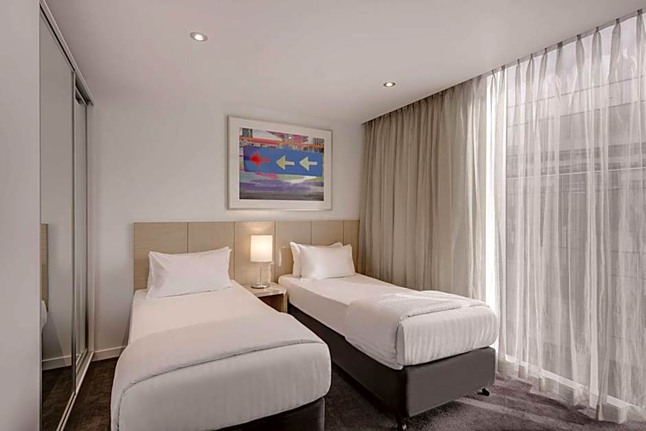 Travelodge Hotel Melbourne Docklands