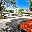 The Northshore Hotel