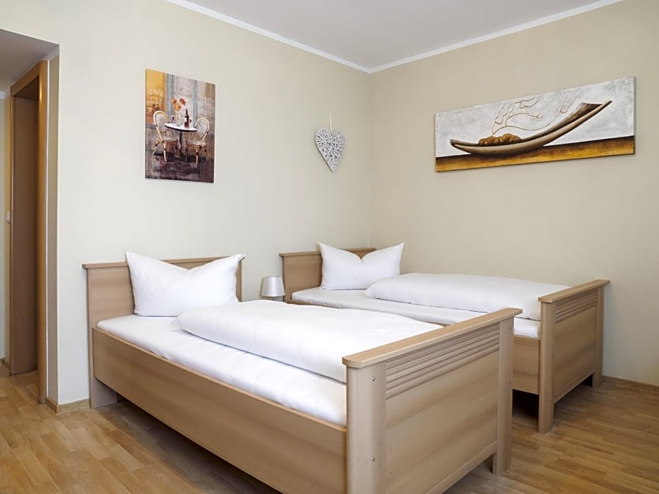 Hotel A8 Lukas bei Blue