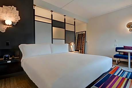 Guest Room, 1 King