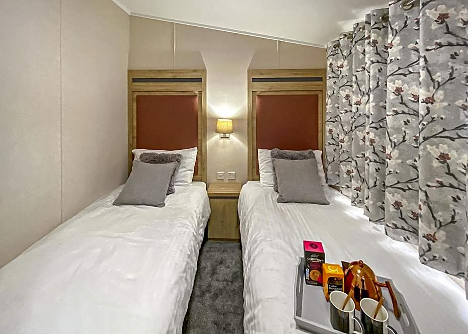 Ogwen Bank Caravan And Lodge Park