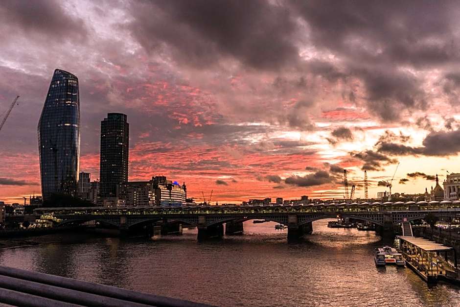 London Backpackers Youth Hostel 18 - 35 Years Old Only