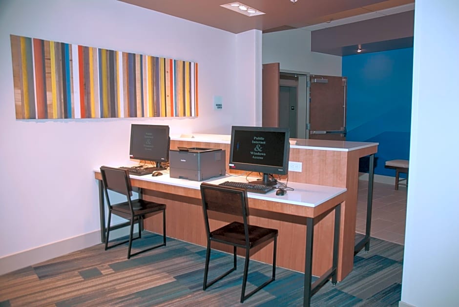 Holiday Inn Express Hotel & Suites Decatur By IHG