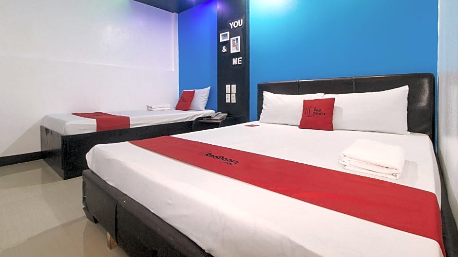 RedDoorz @ Ranchotel Bayanan Alabang