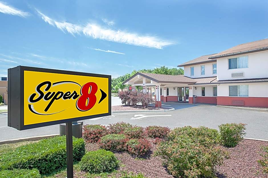 Super 8 by Wyndham Middletown