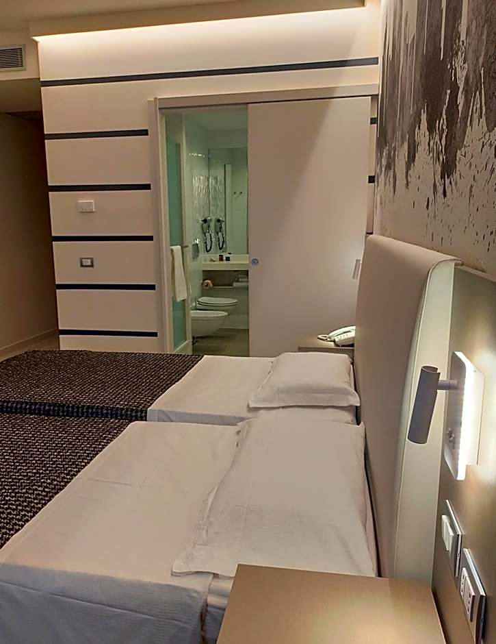 The Sydney Hotel
