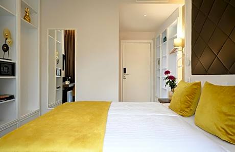Cozy Room