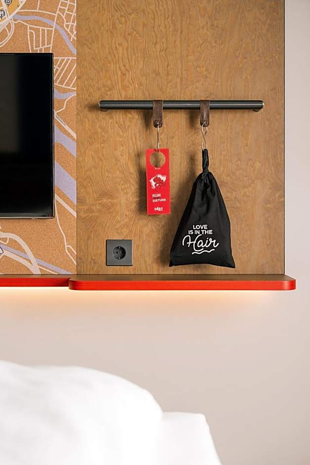 Hotel Schani Salon