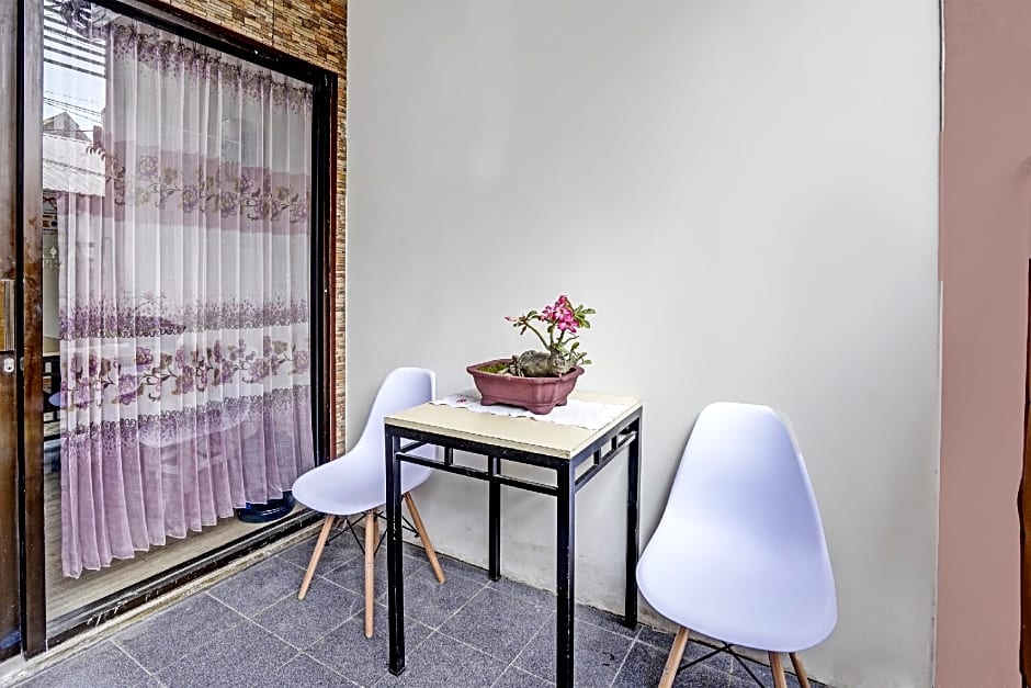 Hotel O Sunlo Cozy Home Family Homestay Syariah