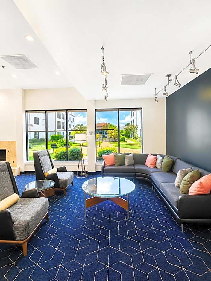 Courtyard by Marriott Houston Hobby Airport