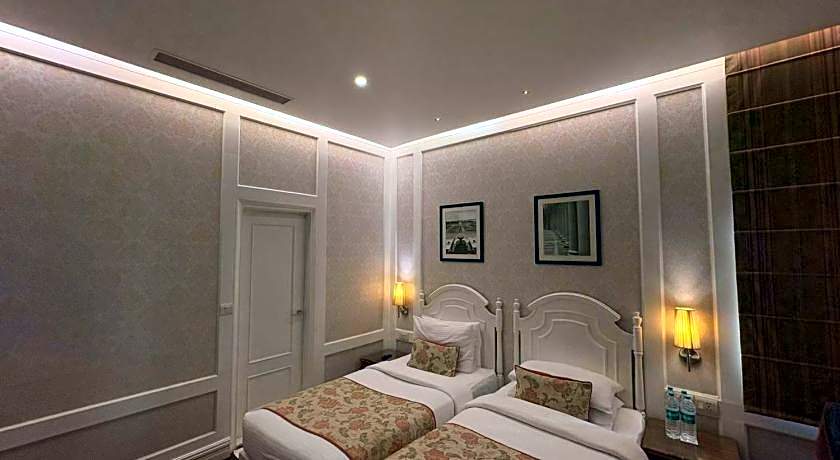 Hotel Bright