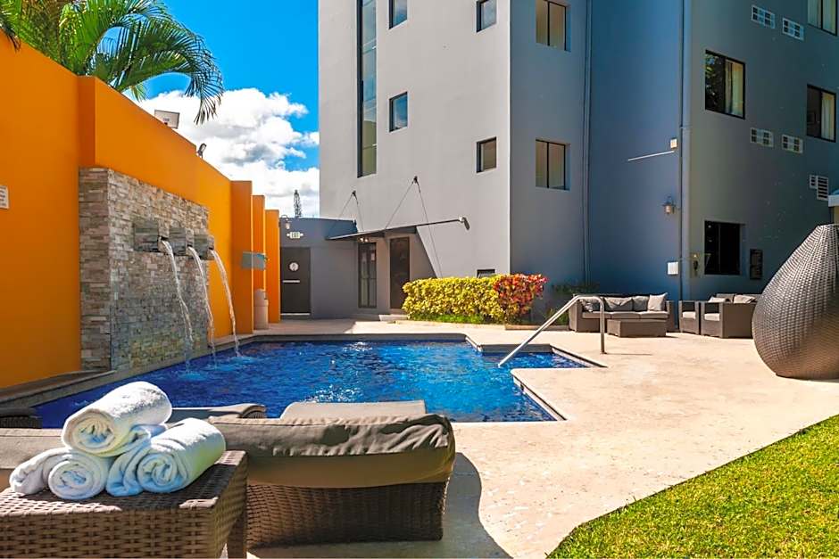 Courtyard by Marriott San Salvador