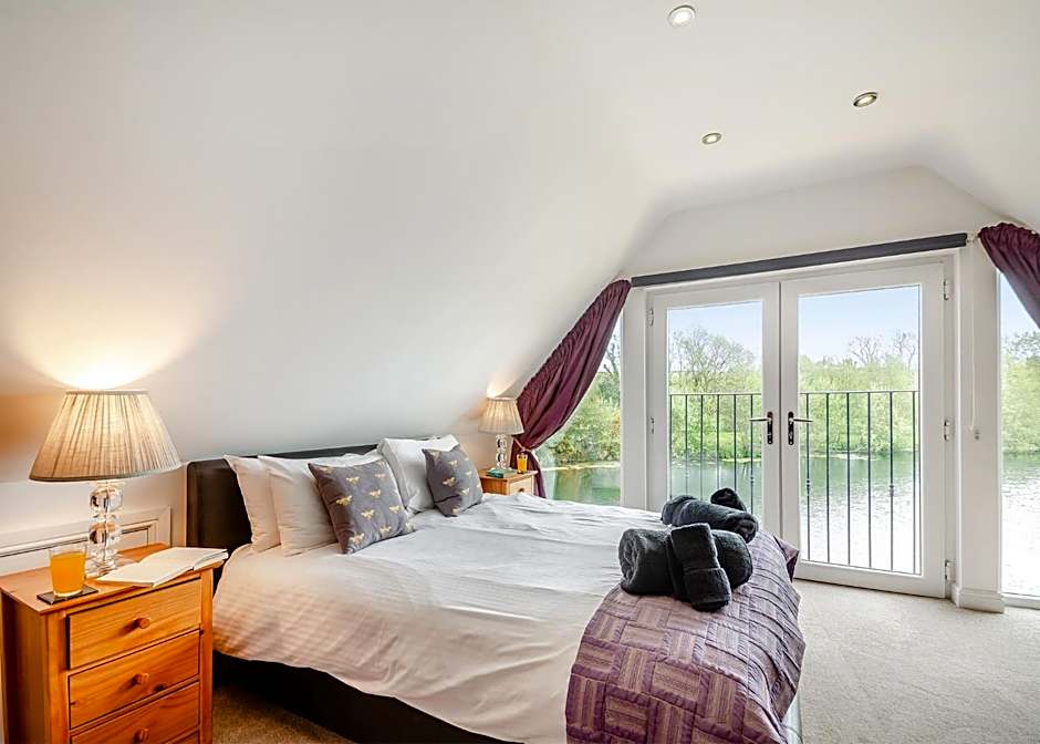 Anglesey Lakeside Lodges