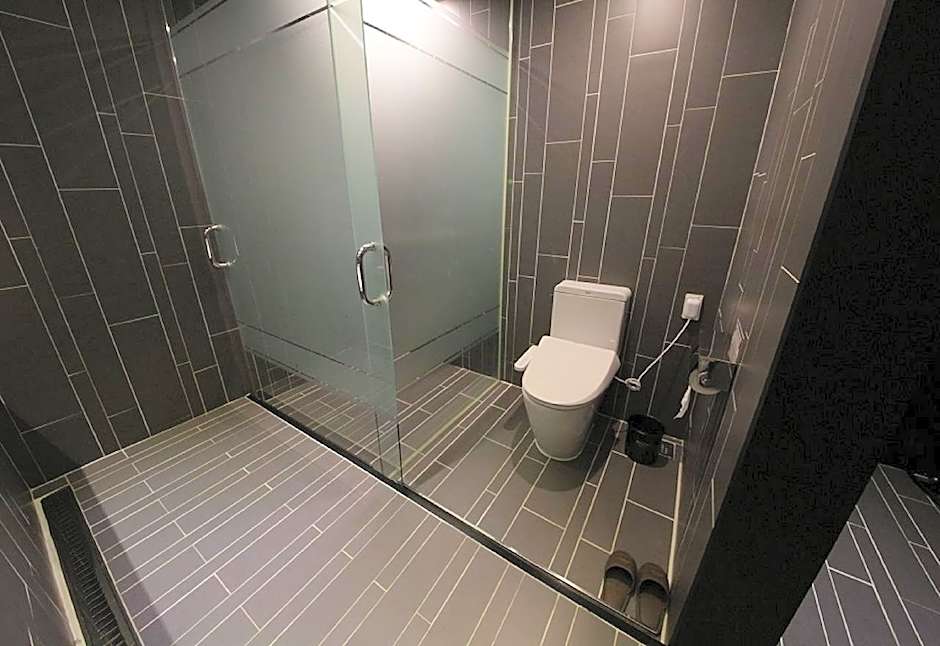 Almond Hotel Busan Station