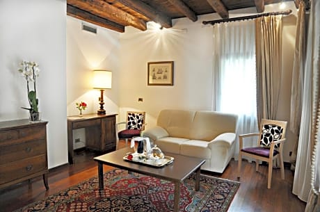 Suite with Garden View (4 Adults)