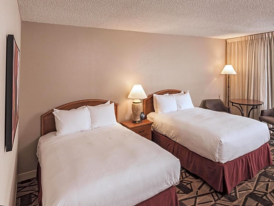 Photo 1 of 6 of 2 Queen Beds, Hearing Accessible, River View, Balcony