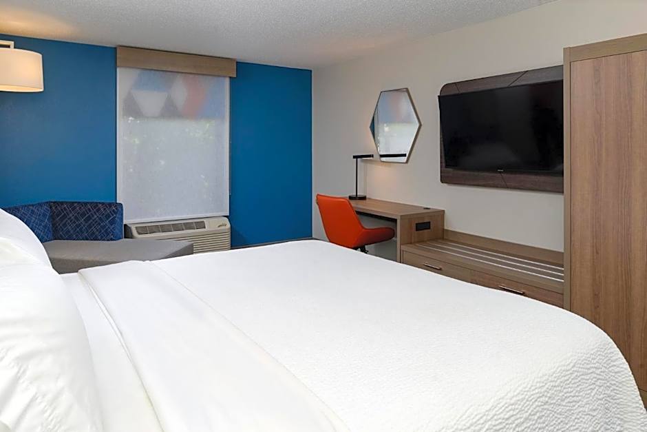 Holiday Inn Express Hotel and Suites Marysville By IHG