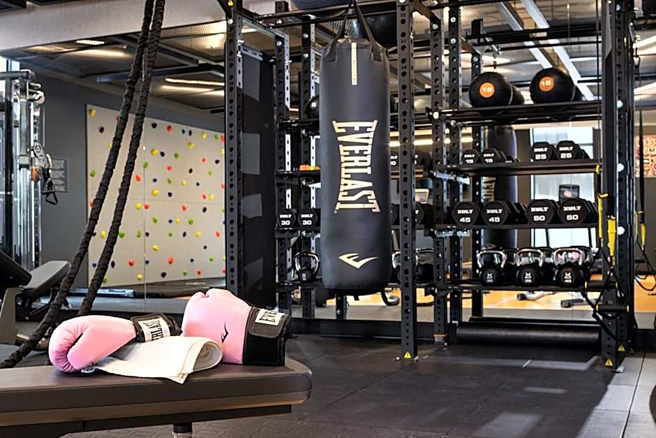 Moxy Madison Downtown